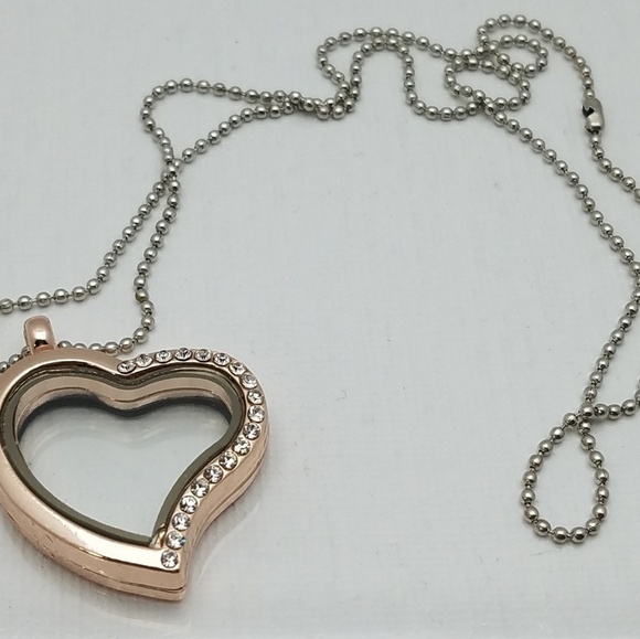 Felt's Fun Finds Jewelry - Build Your Own Memory Necklace Locket